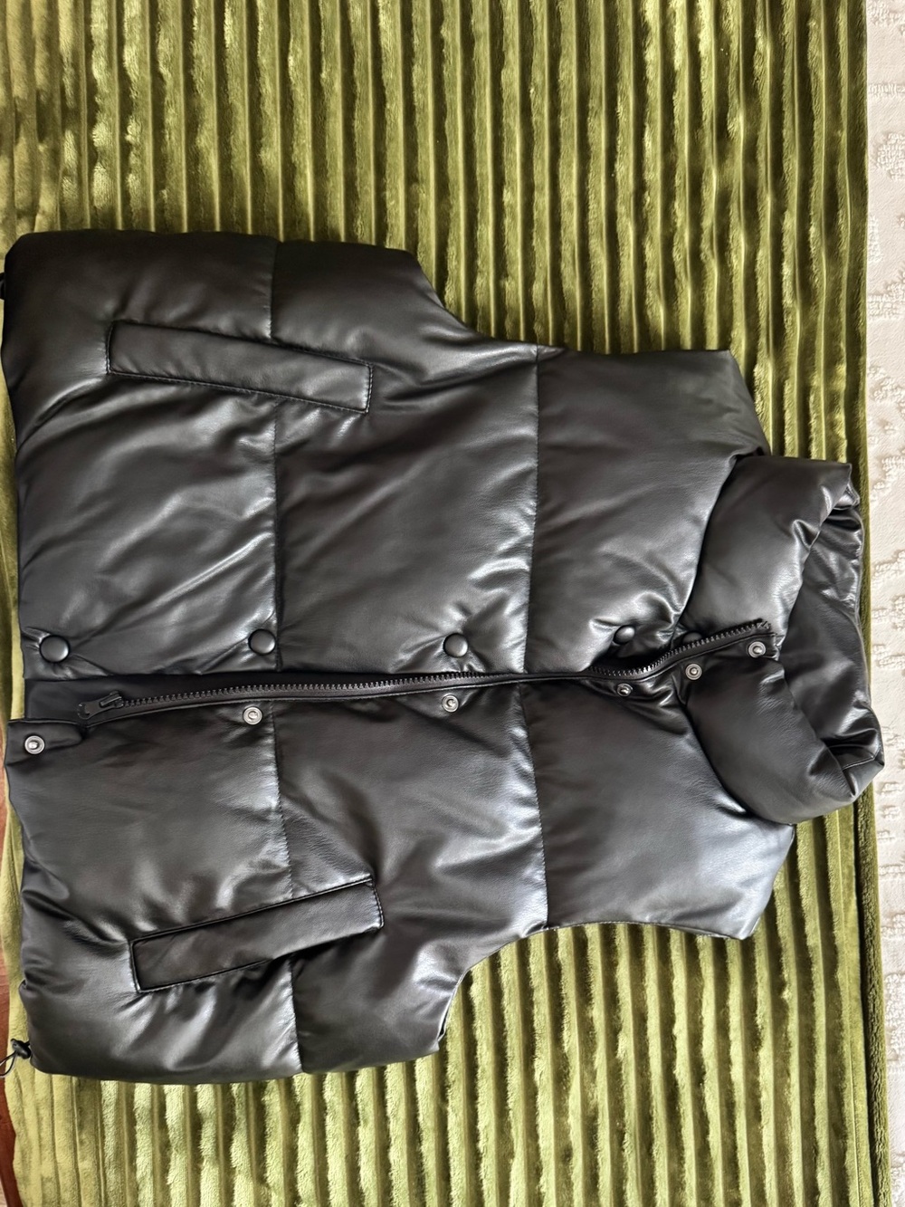 Love Tree Black Quilted Puffer Vest with Hooded Collar